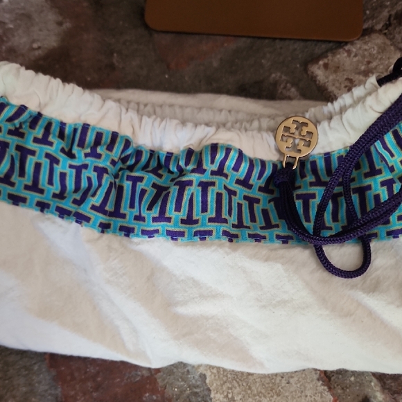 Tory Burch Blush Saffiano Leather Tote Bag Dust Bag Included - Picture 6 of 15